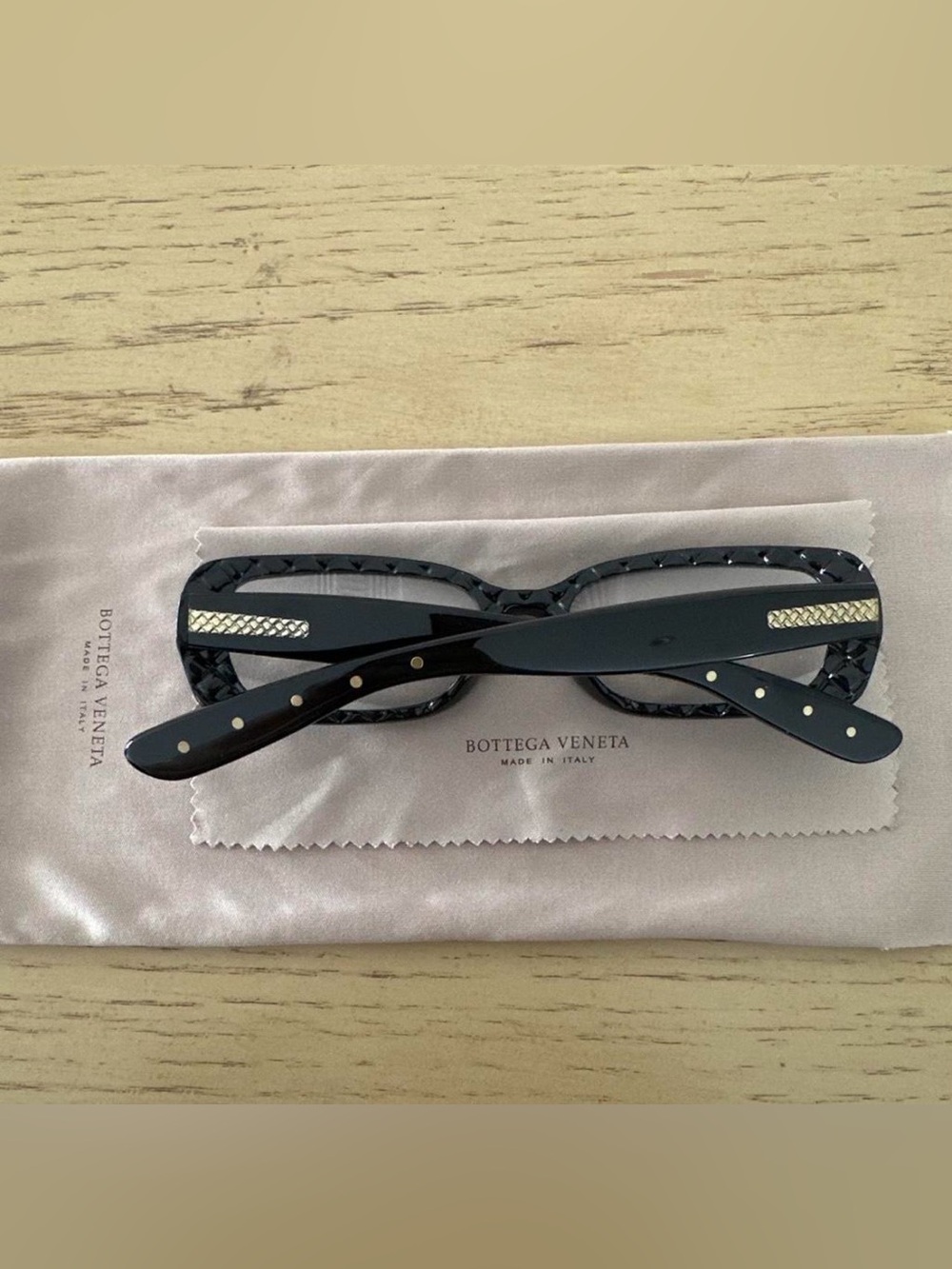 Bottega Veneta Glasses - Picture 2 of 2